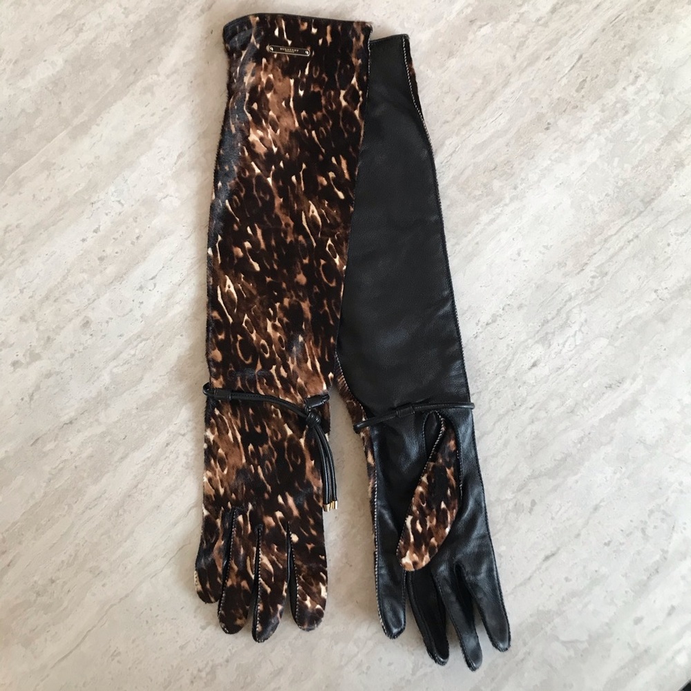 ***SOLD***Burberry Prorsum Animal Print Gloves